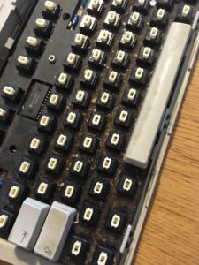 Apple Extended Keyboard II Disassembly